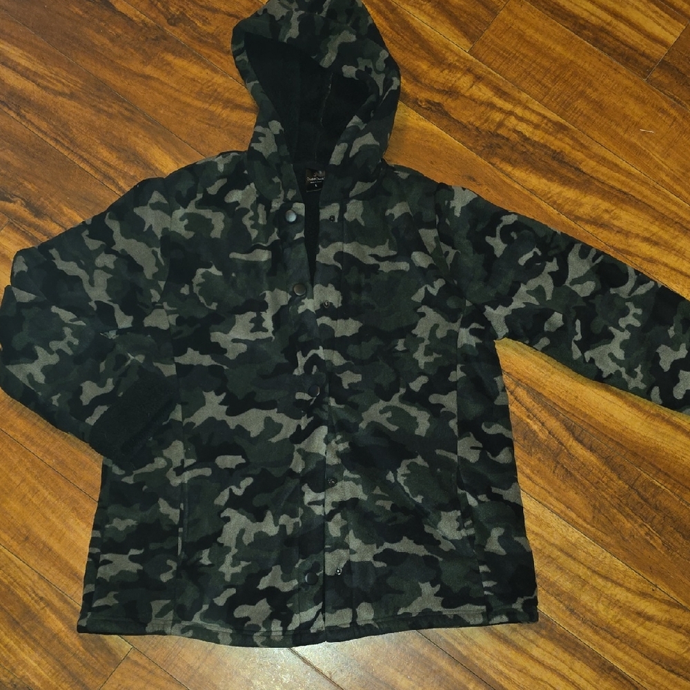 Cuddl Duds Black and Gray Plush Camouflage Hooded Jacket